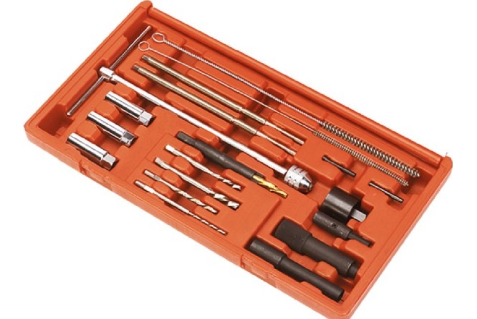 Damaged Glow Plug Removal & Cleaning Set