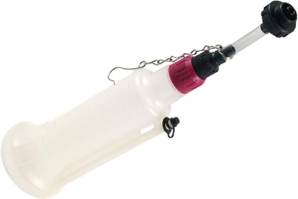 Oil Filter Drain Tube & Bottle - VAG FSI