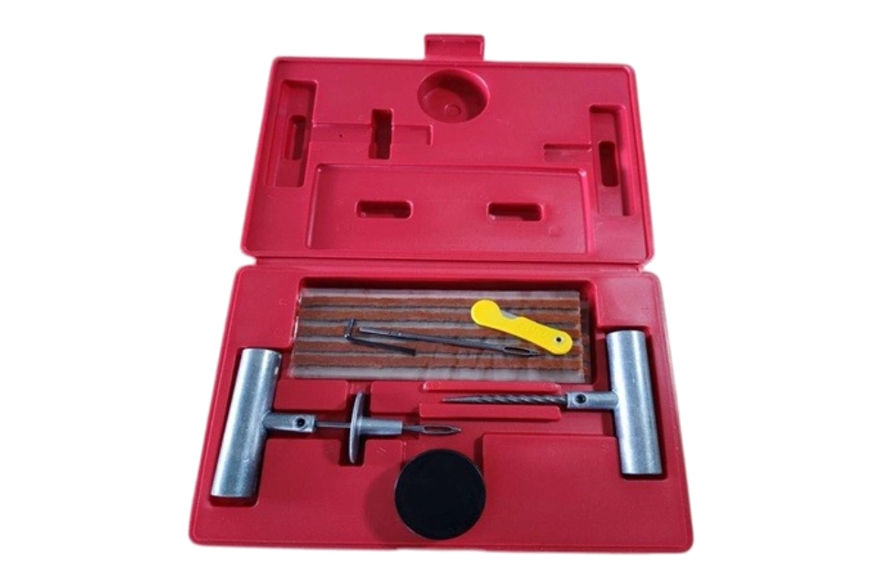27 Pcs Emergency Tyre Repair Kit