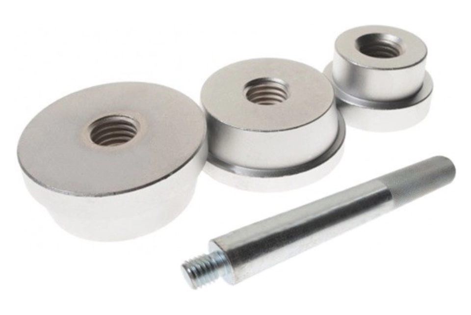 Isuzu Front Axle Bearing Installer Set