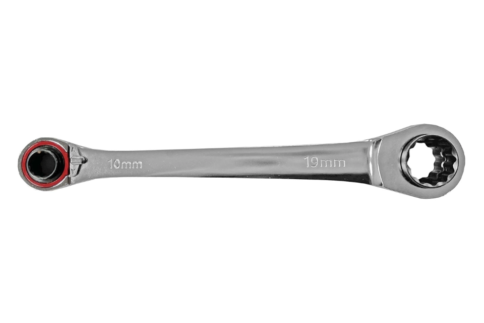 4 in 1 Reversible Ratchet Wrench