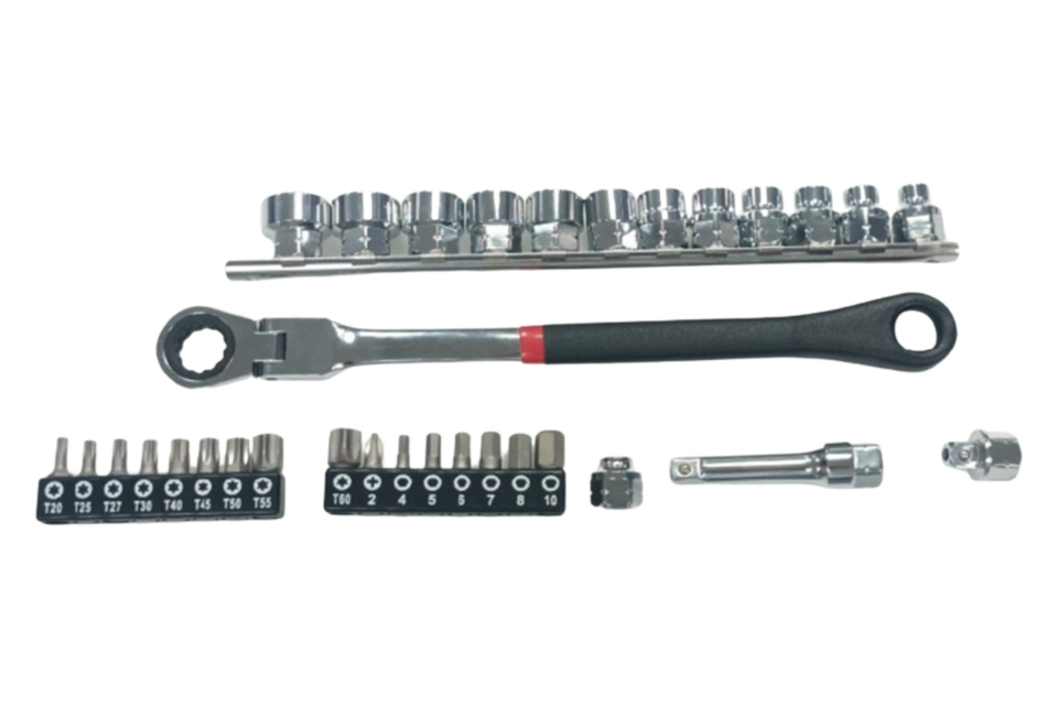 32pcs 3/8"Dr. Extra Long Low Profile Socket Ratchet with Plastic Handle Set