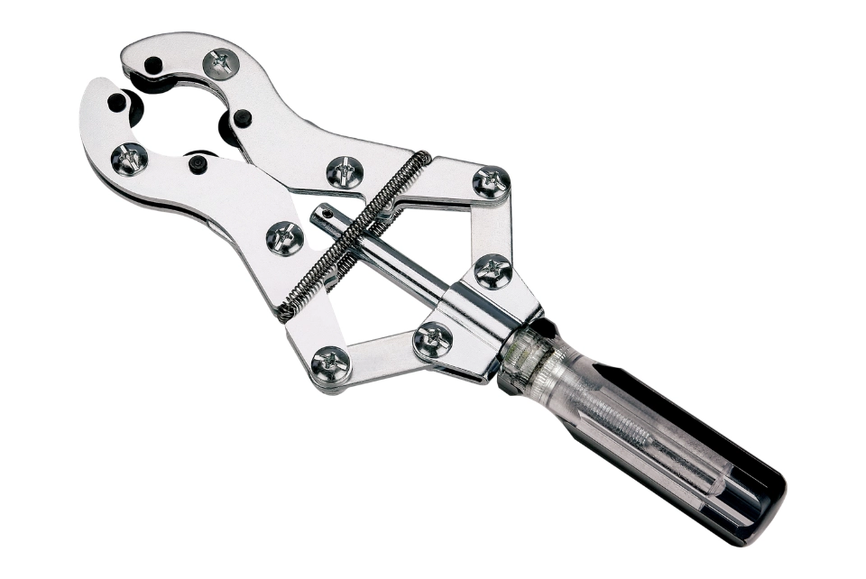 Exhaust Pipe Cutter (35 - 64mm)
