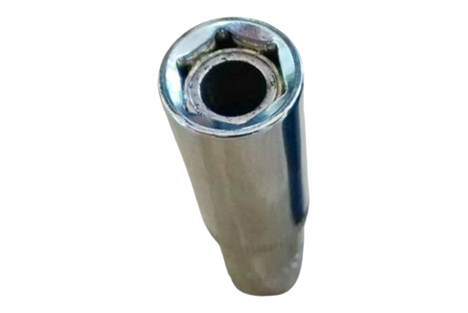 3/8" Magnetic Socket