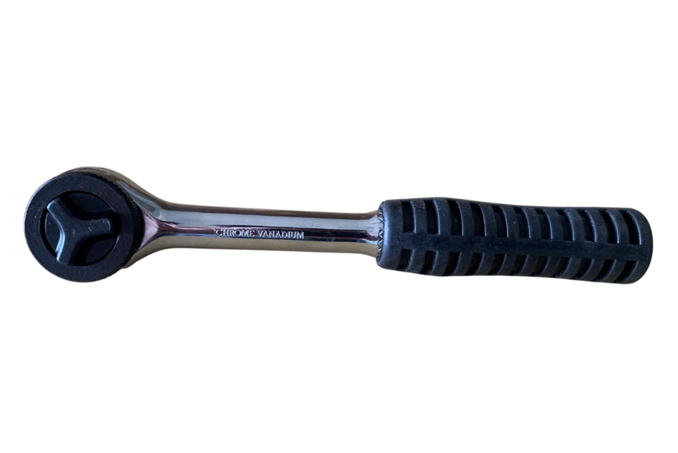 1/4"DR. Quick-Release Ratchet Handle: Rubber Disk